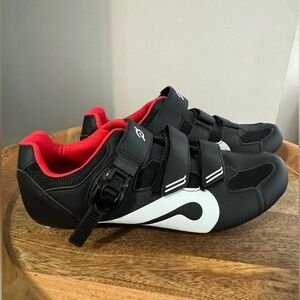 Peloton cycling cleats like new size 46